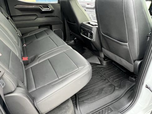 Used 2023 GMC Sierra 1500 SLT w/ SLT Premium Package image 29
