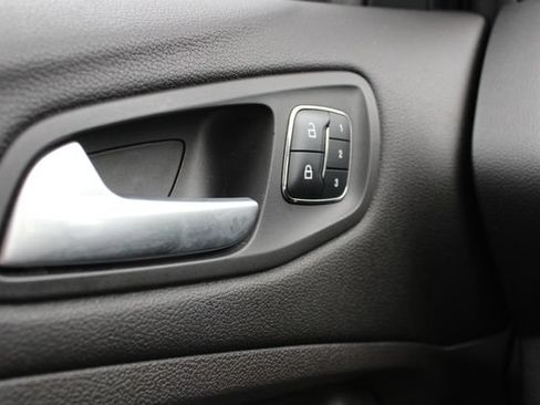 Used 2015 Ford Escape Titanium w/ Equipment Group 301A AWD/4WD image 8