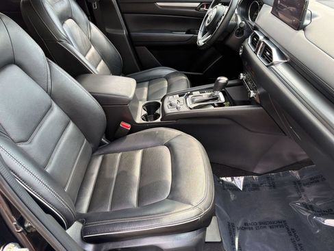 Used 2025 MAZDA CX-5 AWD 2.5 S w/ Preferred Package image 24