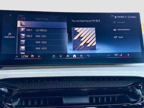 Used 2025 BMW 330i Sedan image 32