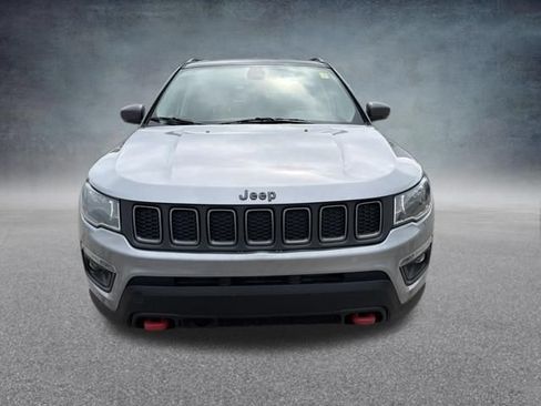 Used 2018 Jeep Compass Trailhawk AWD/4WD image 3