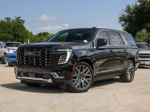 Used 2026 GMC Yukon Denali Ultimate AWD/4WD image 2
