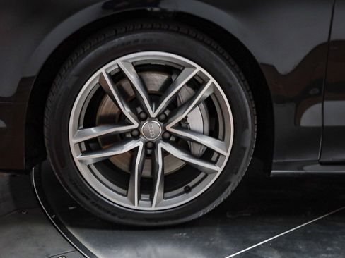 Used 2017 Audi A8 L 3.0T w/ Executive Package image 12