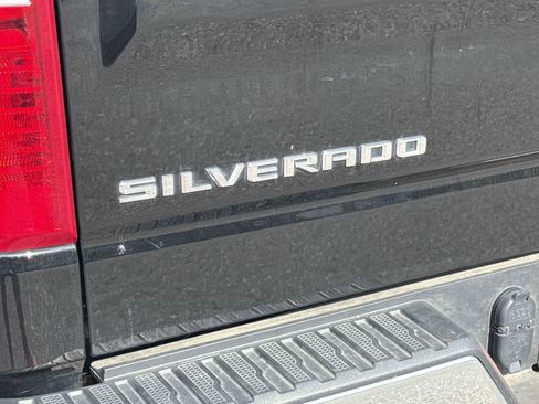 Used 2025 Chevrolet Silverado 1500 LT AWD/4WD image 10