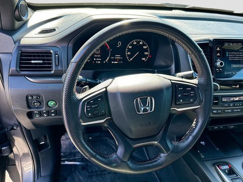 Certified 2025 Honda Ridgeline TrailSport image 11