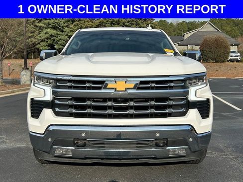 Used 2022 Chevrolet Silverado 1500 LTZ w/ Z71 Off-Road Package image 12