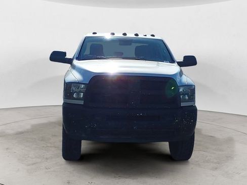 Used 2018 RAM 2500 Tradesman w/ Chrome Appearance Group AWD/4WD image 8