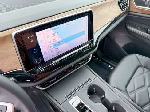 New 2026 Volkswagen Atlas SE image 20