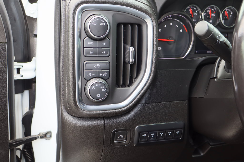Certified 2023 Chevrolet Silverado 2500 LT AWD/4WD image 13