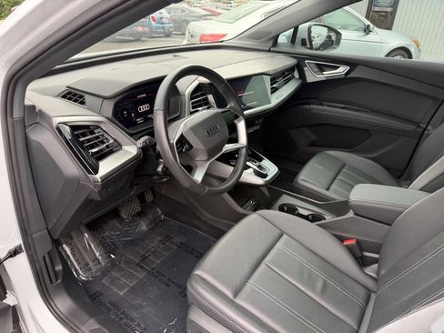Used 2022 Audi Q4 e-tron Premium Plus w/ Premium Plus AWD/4WD image 15