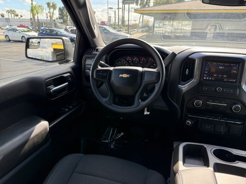 Used 2020 Chevrolet Silverado 1500 Custom w/ Custom Value Package image 20