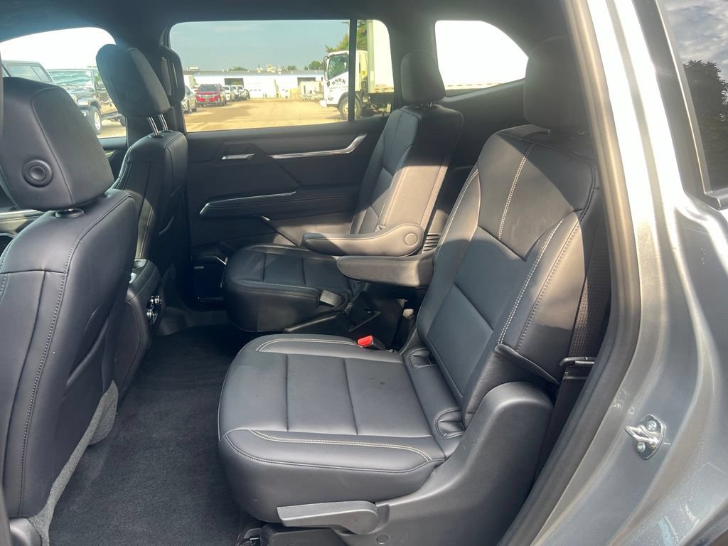 Certified 2026 GMC Acadia Elevation w/ Elevation Premium Package AWD/4WD image 54
