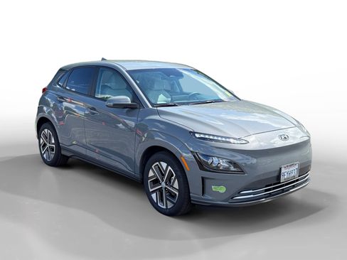 Certified 2023 Hyundai Kona SE image 7