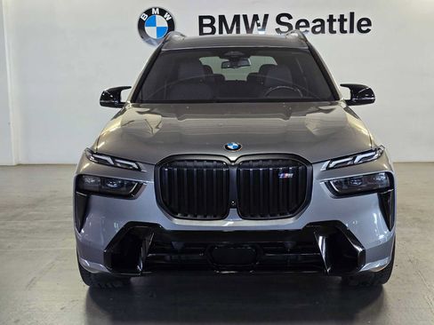 Used 2024 BMW X7 M60i w/ Climate Comfort Package AWD/4WD image 6