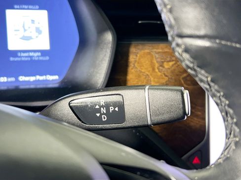 Used 2021 Tesla Model X Long Range image 24