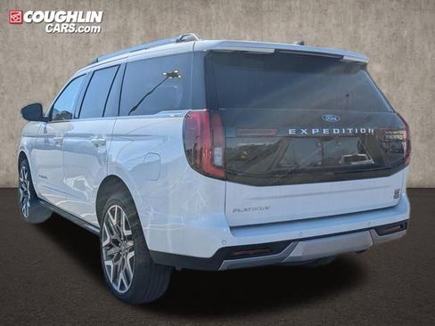 New 2025 Ford Expedition Platinum w/ Platinum Ultimate Package AWD/4WD image 5