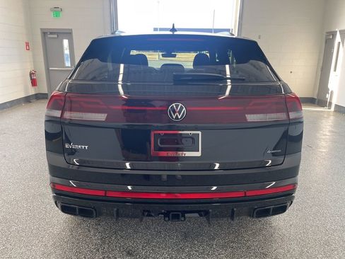 New 2026 Volkswagen Atlas Cross Sport SEL R-Line image 4