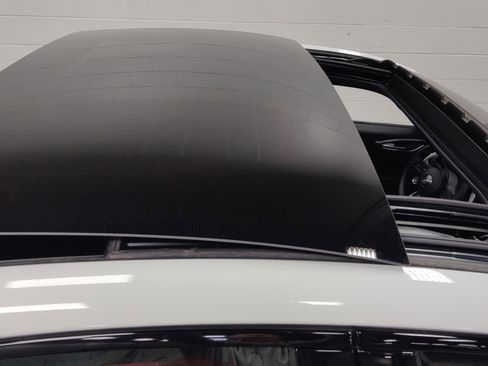 New 2025 Alfa Romeo Giulia AWD w/ Veloce Package AWD image 6