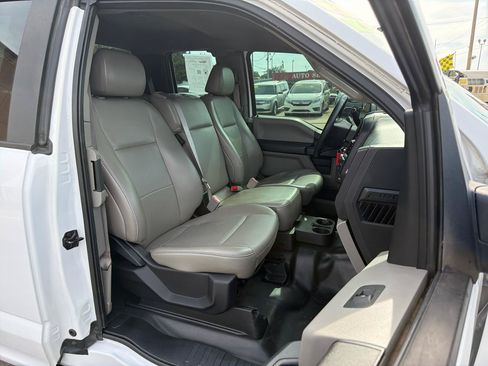 Used 2018 Ford F150 XL w/ Equipment Group 101A Mid AWD/4WD image 26
