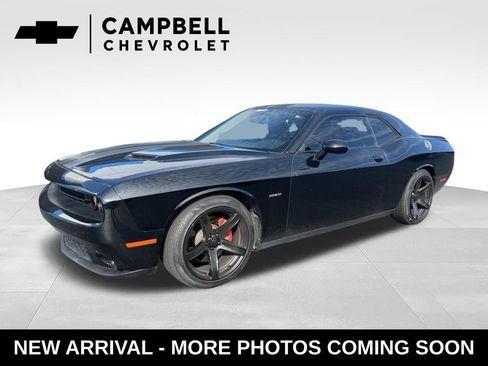 Used 2018 Dodge Challenger R/T w/ Sound Group RWD image 1