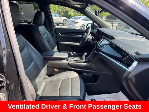 Used 2022 Cadillac XT6 Premium Luxury w/ Technology Package AWD/4WD image 35