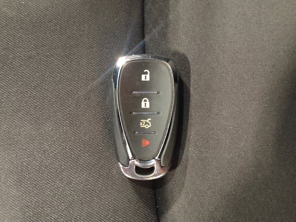 Used 2023 Chevrolet Malibu LS FWD image 32