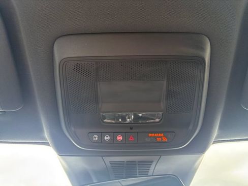 Used 2024 Chevrolet Blazer EV LT AWD/4WD image 21