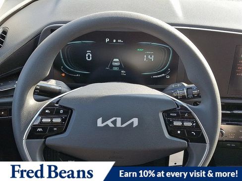 New 2026 Kia Niro LX FWD image 19