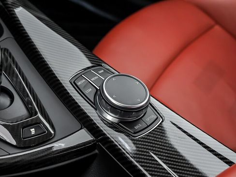 Used 2018 BMW M3 RWD image 35