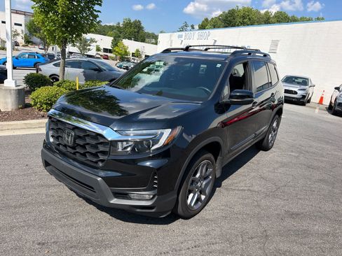 Used 2023 Honda Passport EX-L image 3