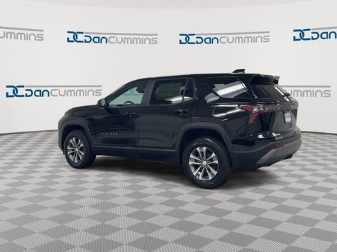 Used 2026 Chevrolet Equinox LT image 6