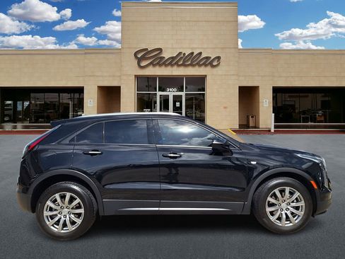 Certified 2023 Cadillac XT4 Premium Luxury w/ Enhanced Visibility Package image 2