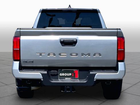 Used 2024 Toyota Tacoma SR5 AWD/4WD image 4
