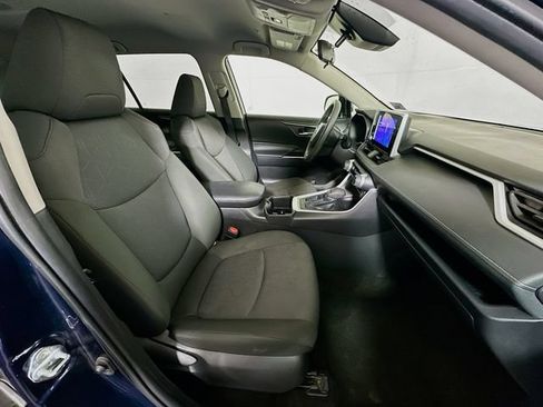 Certified 2025 Toyota RAV4 XLE FWD image 26