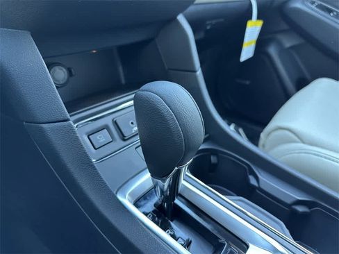 New 2026 Subaru Ascent Limited image 18