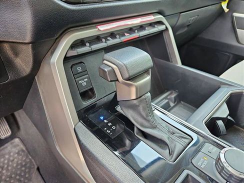 Used 2024 Toyota Tundra SR5 AWD/4WD image 12