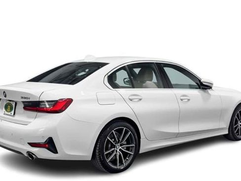 Used 2019 BMW 330i Sedan w/ Premium Package RWD image 2