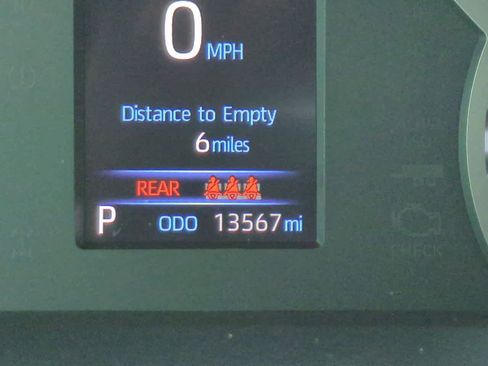 Certified 2025 Toyota Tundra SR5 w/ SR5 Premium Package AWD/4WD image 25