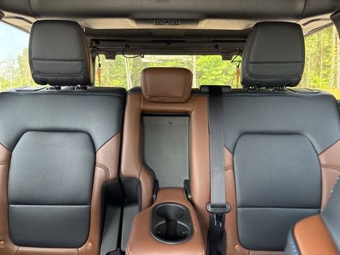 Used 2023 Ford Bronco Outer Banks AWD/4WD image 11
