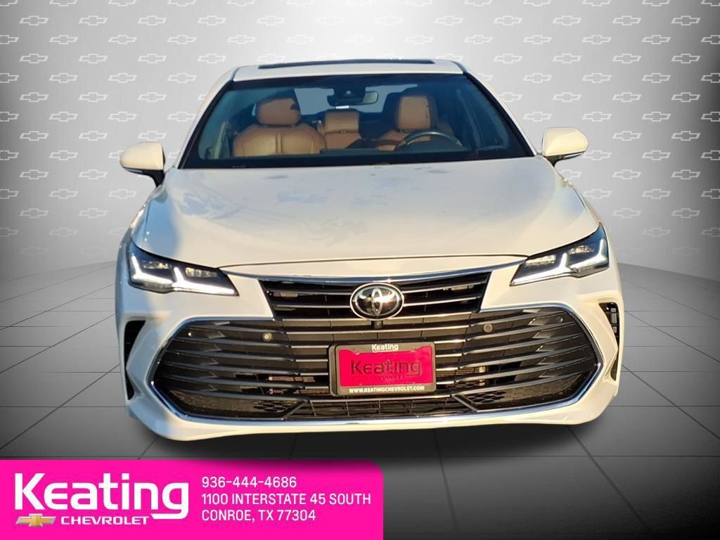 Used 2020 Toyota Avalon Limited w/ Advanced Safety Package FWD image 4