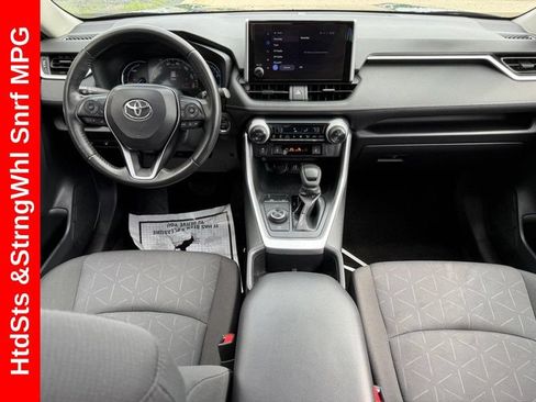 Used 2023 Toyota RAV4 XLE w/ Convenience Package AWD/4WD image 13
