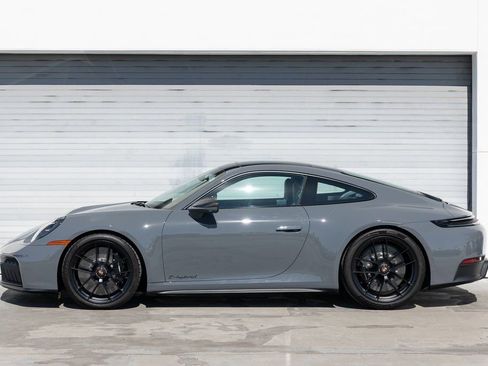 Certified 2025 Porsche 911 Carrera 4 GTS image 2