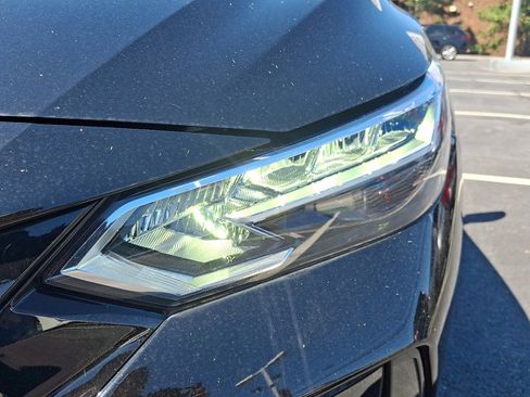 Certified 2023 Nissan Sentra SR w/ Midnight Edition Package FWD image 9