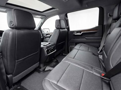 Used 2024 GMC Sierra 1500 Denali w/ Denali Reserve Package AWD/4WD image 14
