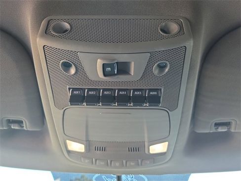 Used 2019 Ford F250 Lariat w/ Lariat Value Package image 31