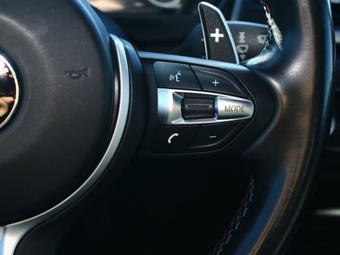 Used 2017 BMW M4 Coupe image 13