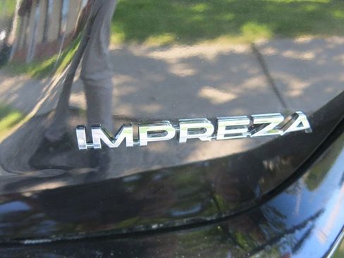 Used 2020 Subaru Impreza 2.0i AWD/4WD image 10