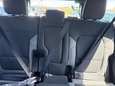 New 2025 Ford Bronco 4-Door w/ Sasquatch Package AWD/4WD image 22