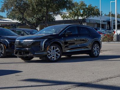 New 2026 Cadillac Optiq Luxury 1