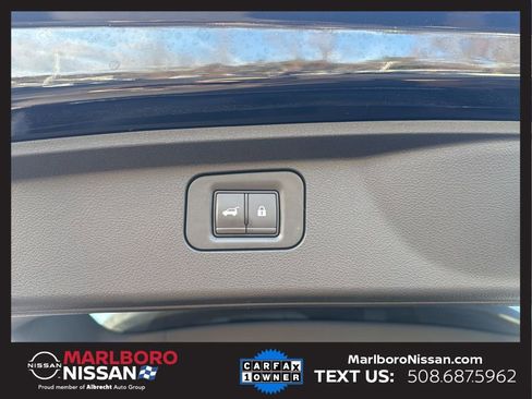 Certified 2025 Nissan Armada Platinum Reserve image 15
